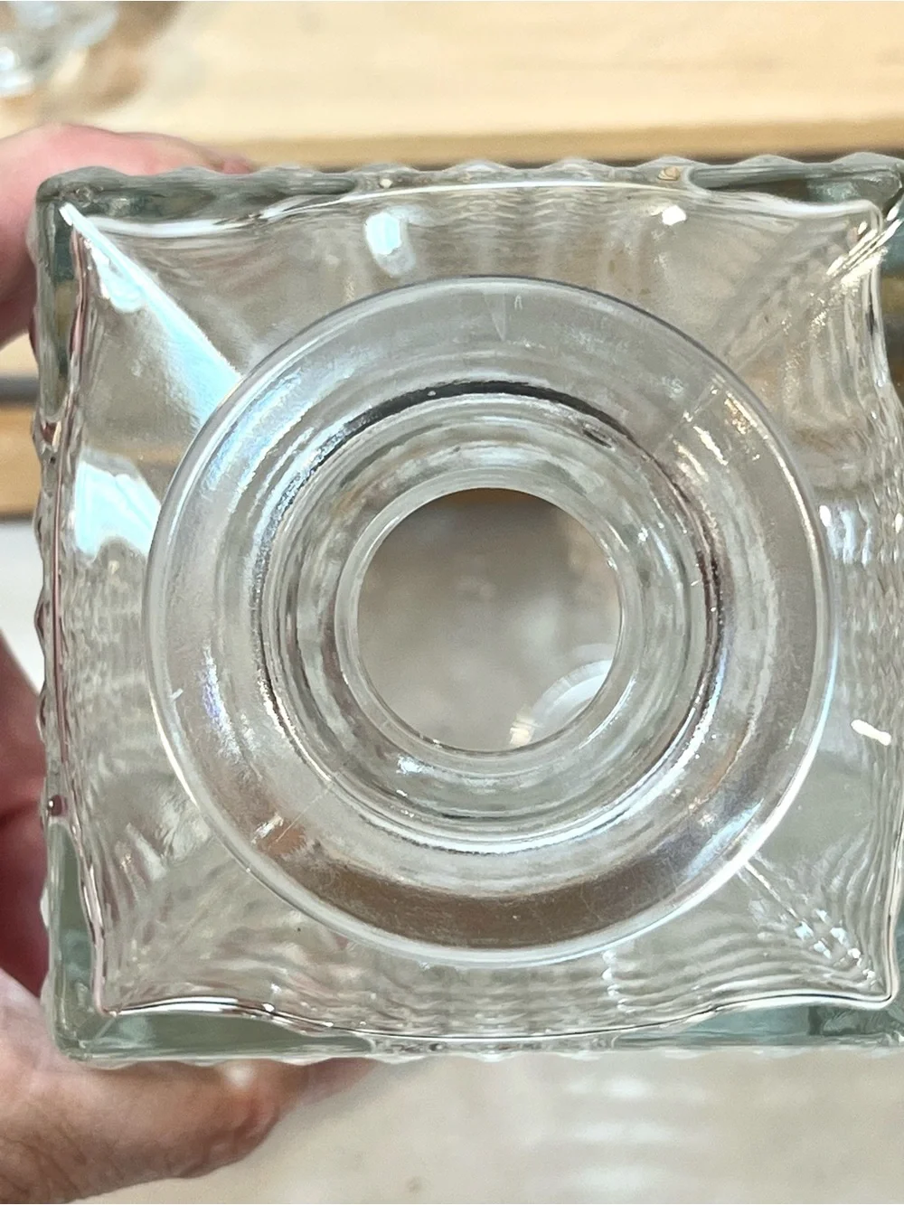 Luigi Bormioli Mixology 26.5 oz Elixir Decanter w Mismatched Flame Stopper